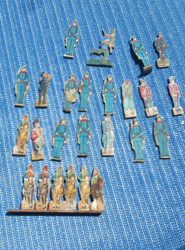 Alte aussaegefiguren bauernhof - alte, aussaegefiguren,bauernhof